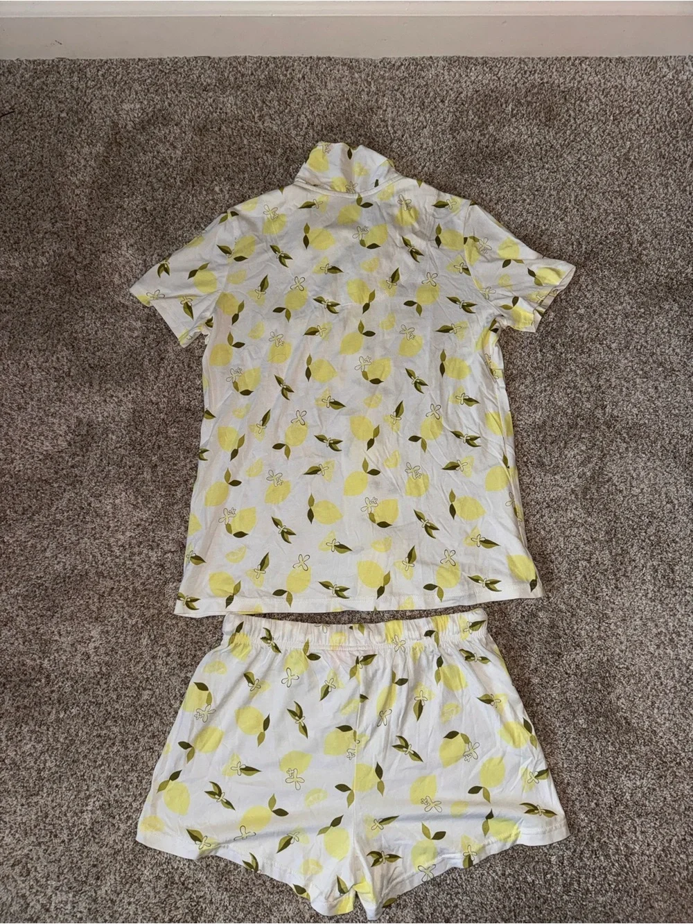 🍋 Lemon Flower Print Short Pajama Set 🍋 - Picture 6 of 11